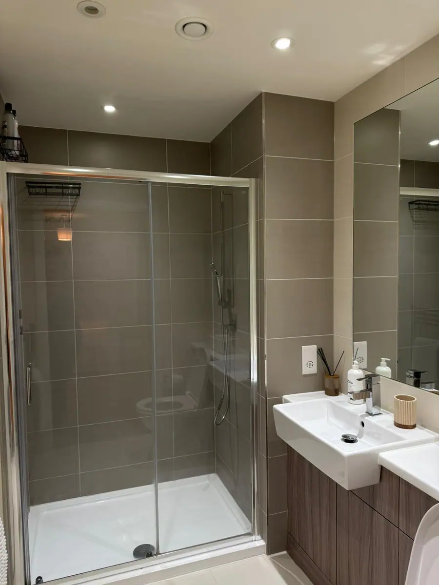 En-suite shower room